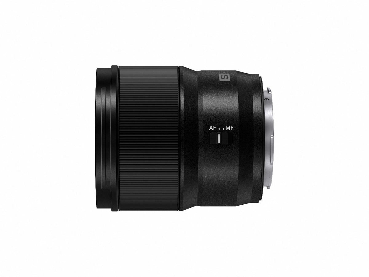 Panasonic Lumix S 35mm f/1.8 Lens - additional product view