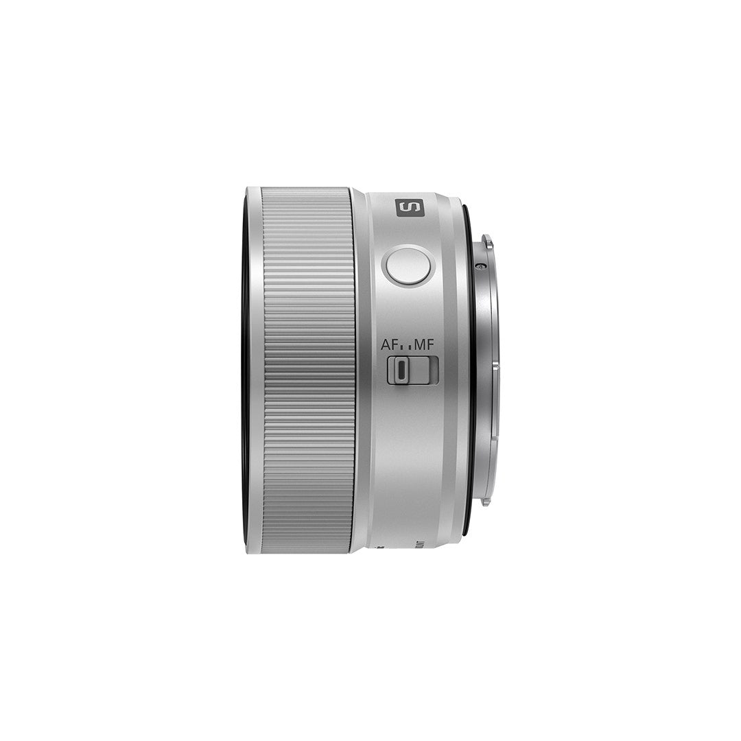 Panasonic Lumix S 40mm f/2 Silver Lens - additional product view