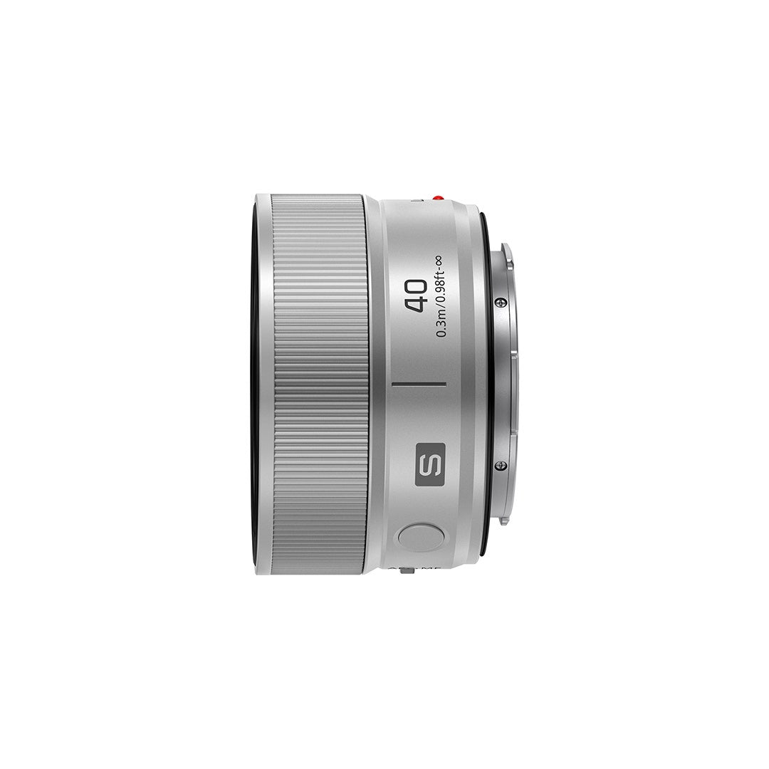 Panasonic Lumix S 40mm f/2 Silver Lens - additional product view