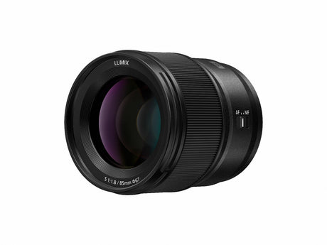 Panasonic Lumix S 85mm f/1.8 large aperture prime lens