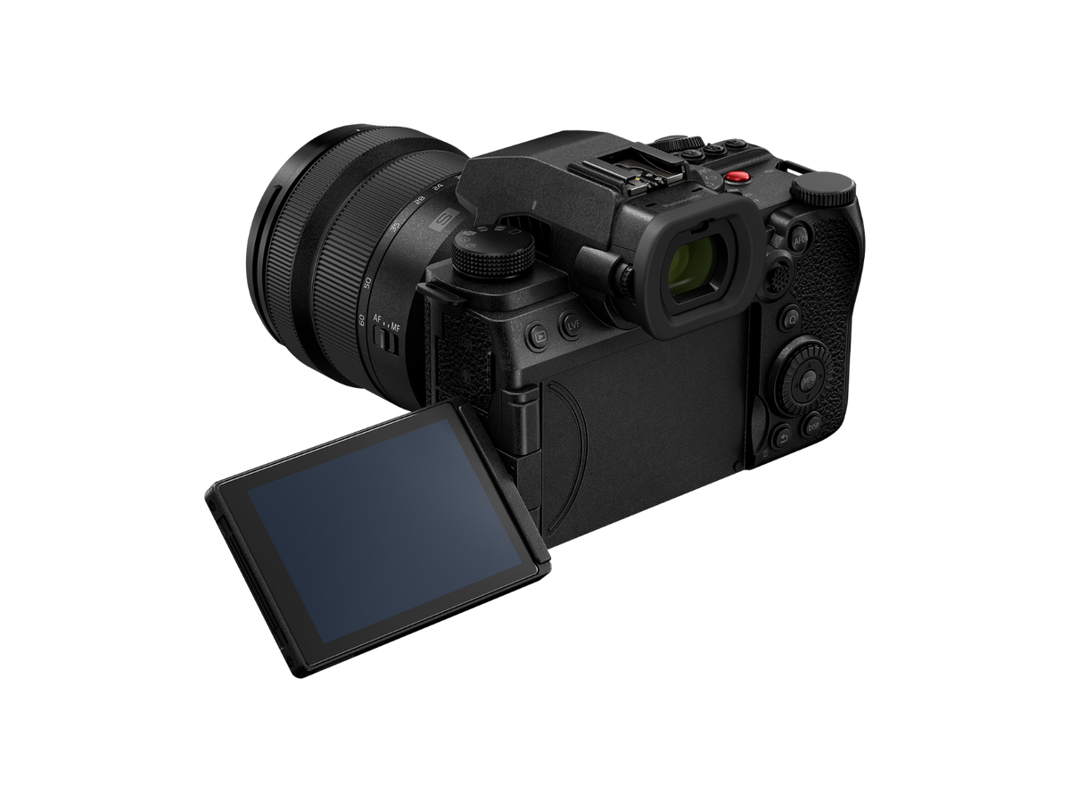 Panasonic Lumix S5IIX Body w/ Lumix 20-60mm Lens Compact System Camera - additional product view