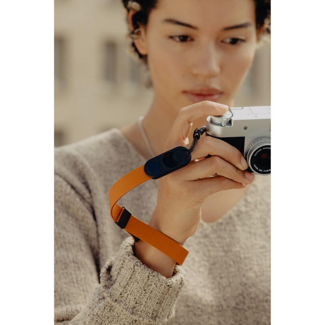 Peak Design Cuff Leather Camera Strap Camera Strap Wrist - Amber - additional product view