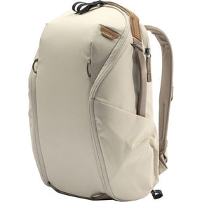 Peak Design Everyday Backpack 15L Zip v2, in bone.