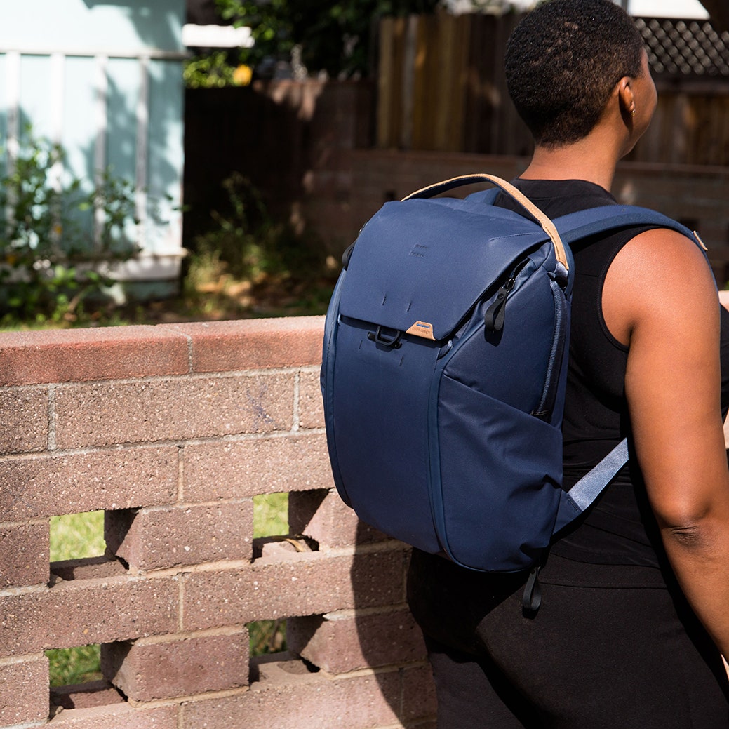 Peak Design Everyday Backpack 20L v2 - Midnight - additional product view