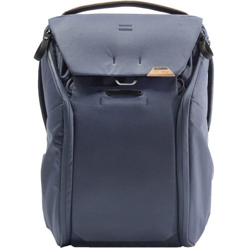 Peak Design Everyday Backpack 20L v2, in midnight.