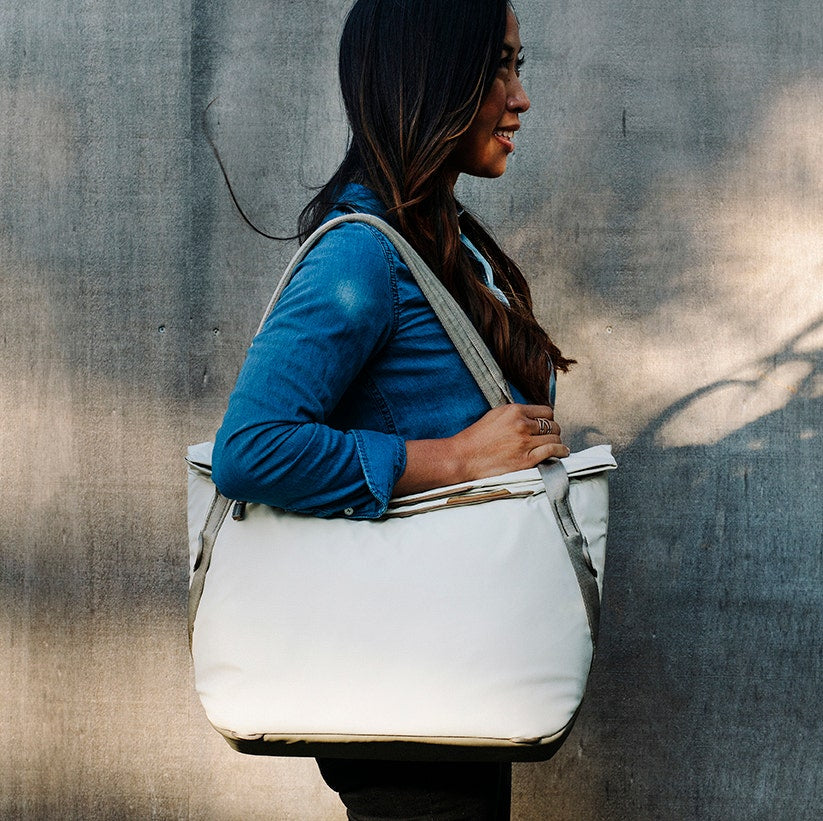 Peak Design Everyday Tote 15L v2 - Bone - additional product view