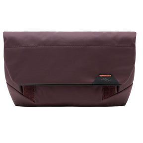 Peak Design Field Pouch in eclipse