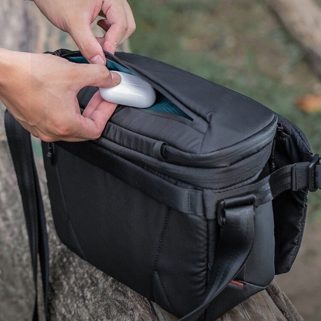 PGYTECH OneMo Sling 11L (Space Black) - additional product view