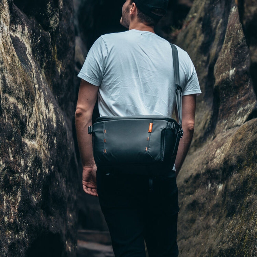 PGYTECH OneMo Sling 7L (Space Black) - additional product view