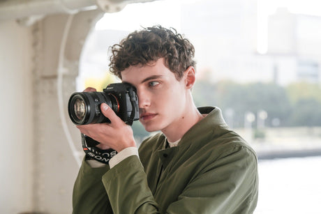 Sony 20-70mm f/4 G Lens - additional product view