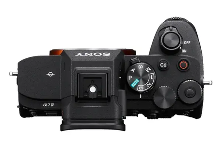 Sony A7 IV Body w/ 20-70mm f/4 G Lens Compact System Camera - additional product view