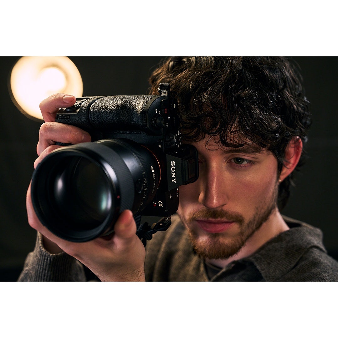 Sony VGC6 Vertical Grip for A7R Mark 6 - additional product view