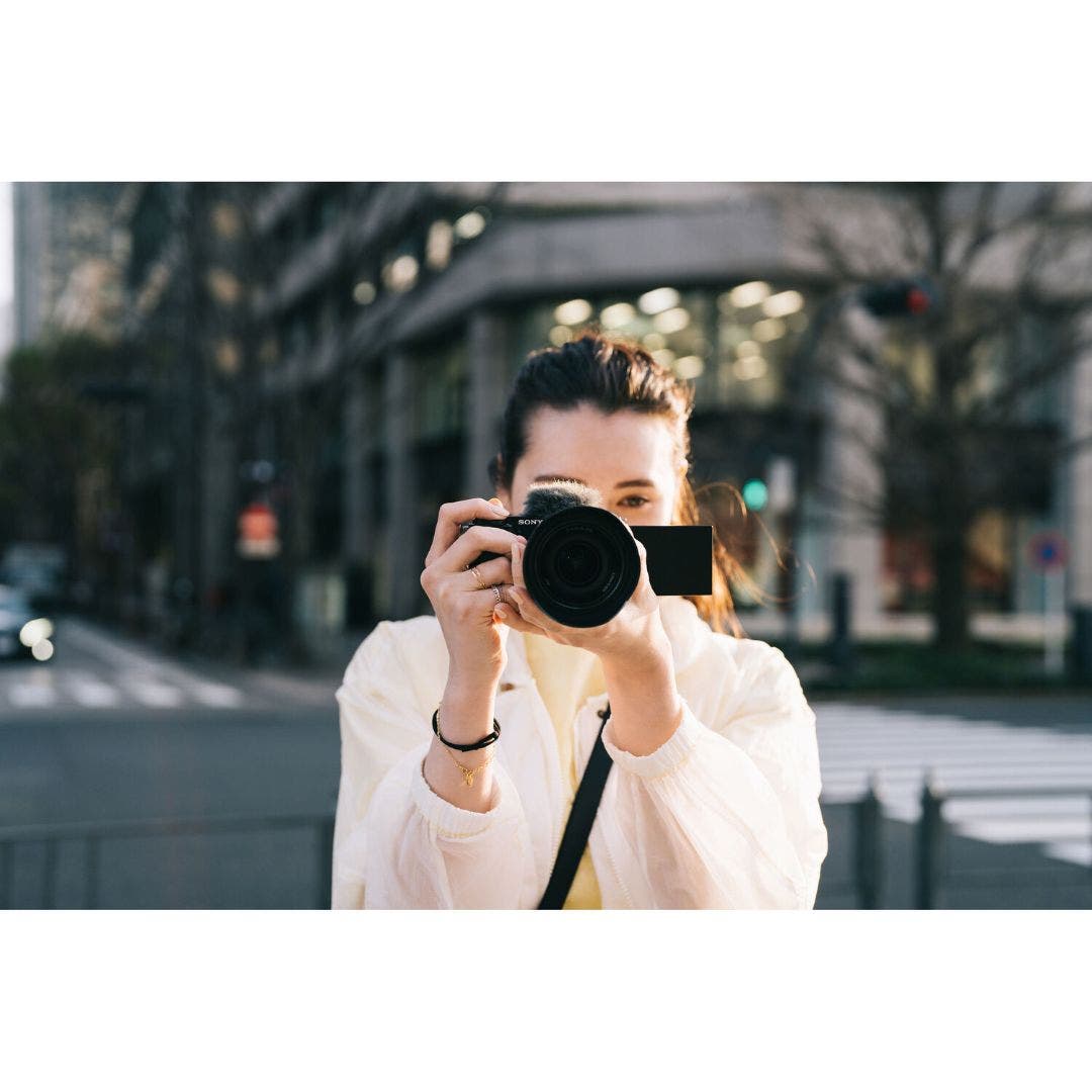 Sony ZV-E10 Black with 16-50mm f/3.5-5.6 OSS II Lens Compact System Camera - additional product view