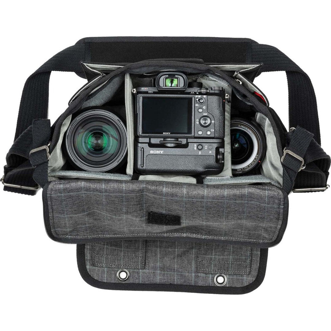 Think Tank Retrospective 10 V2.0, Black Shoulder Bag - additional product view