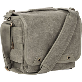 Think Tank Retrospective 10 V2.0 shoulder bag in pinestone.