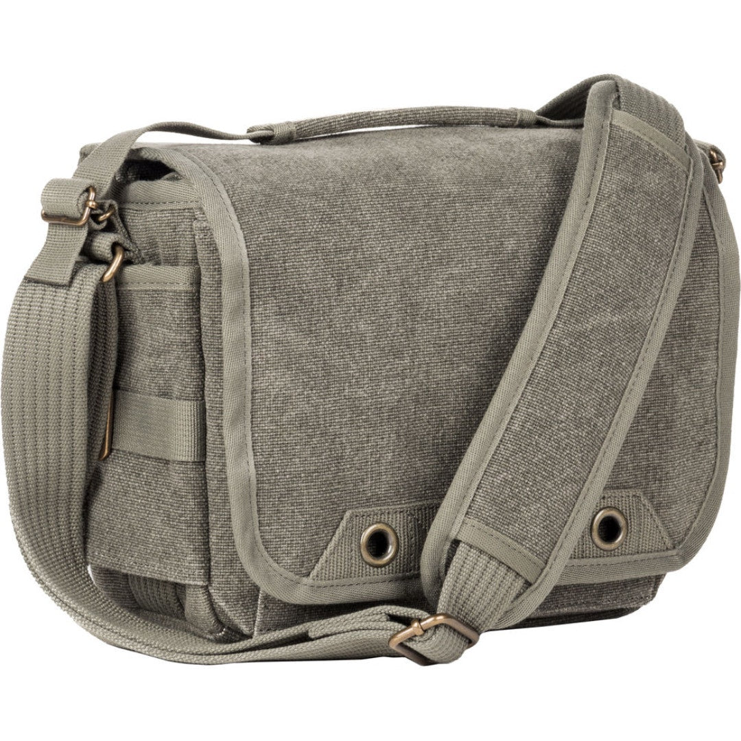 Think Tank Retrospective 5 V2.0 shoulder bag in pinestone.