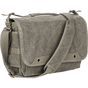 Think Tank Retrospective 7 V2.0 shoulder bag in pinestone.
