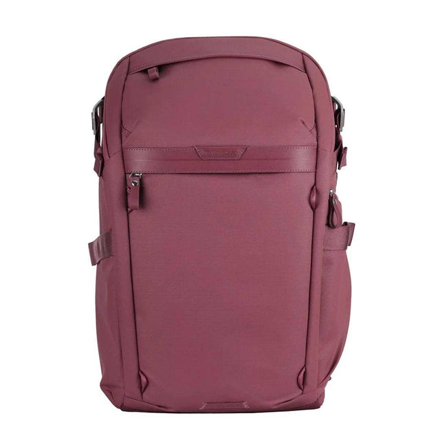 Vanguard VEO Metro B25L in magenta