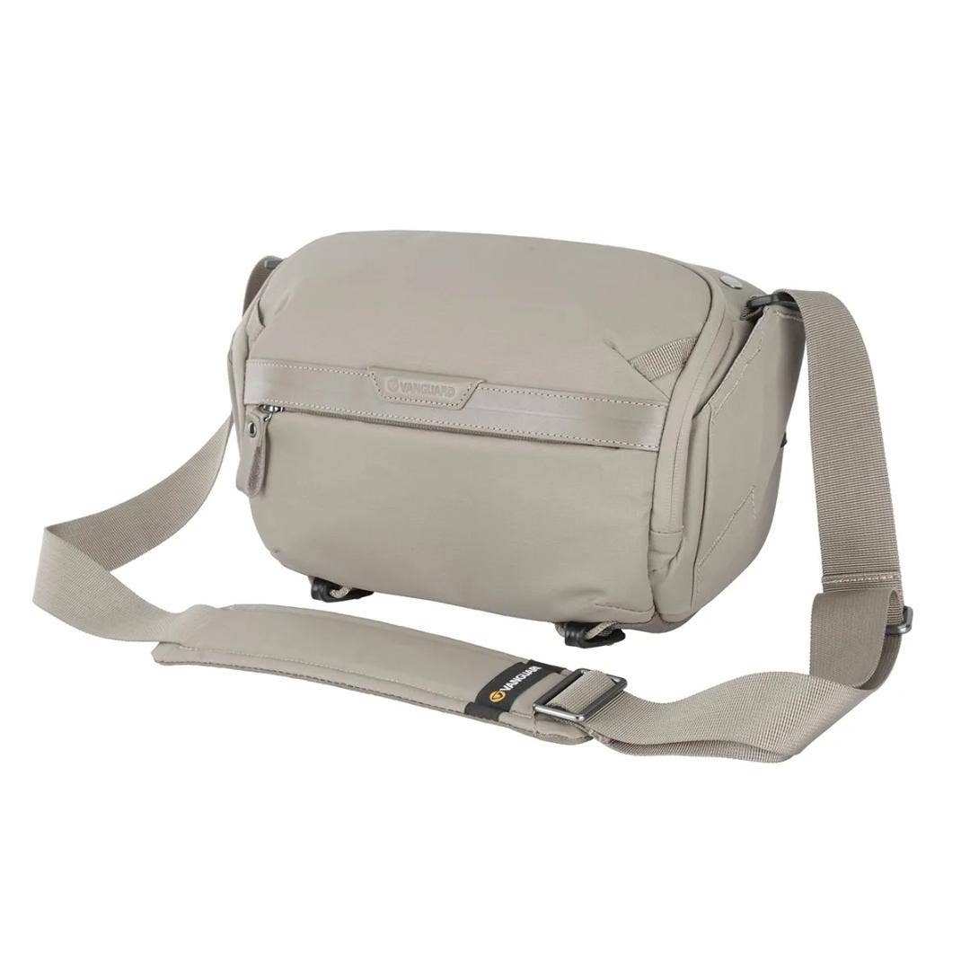 Vanguard VEO Metro S4L Shoulder Bag Cream - additional product view