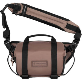Wandrd Rogue Sling 4L V2, Atacama Clay