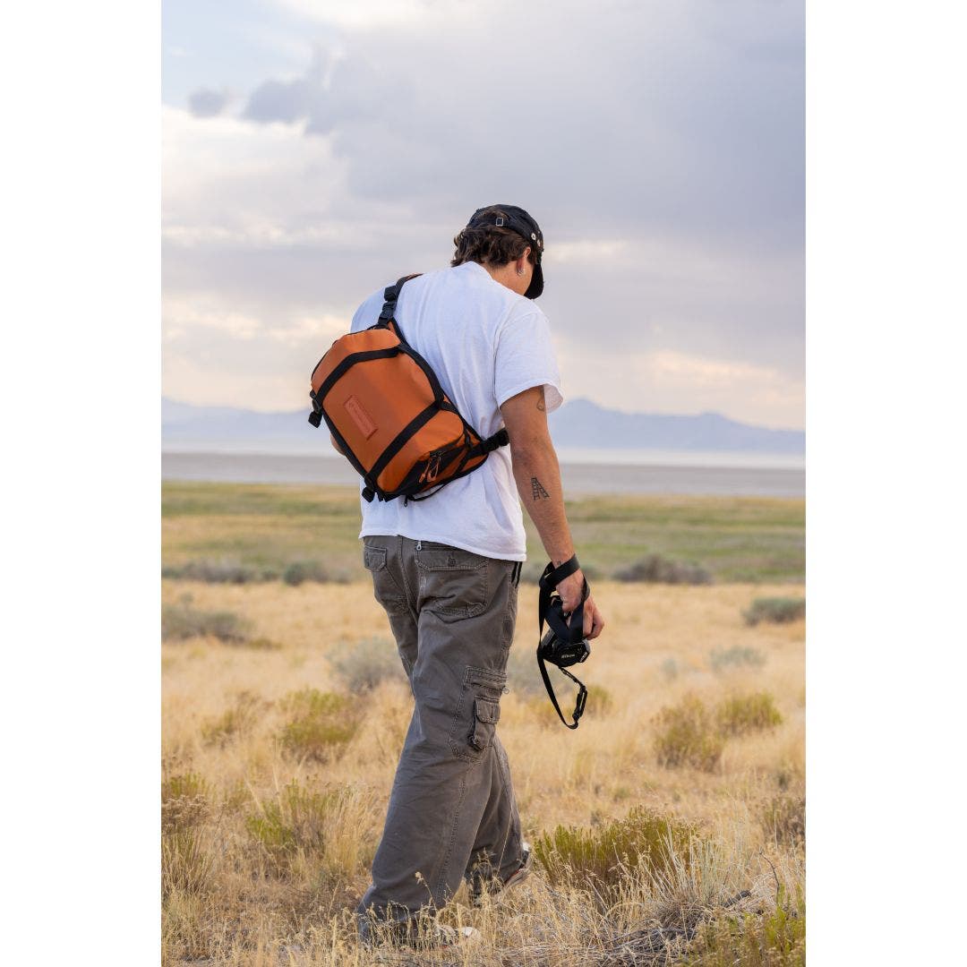 Wandrd Rogue Sling 9L Sedona Orange V2 - additional product view