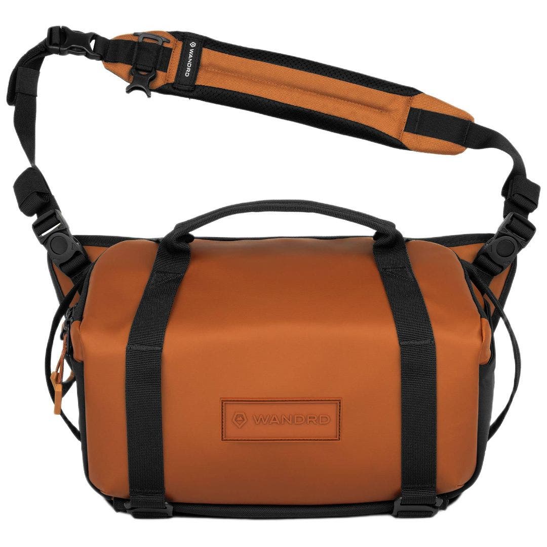 Wandrd Rogue Sling 9L V2, Sedona Orange